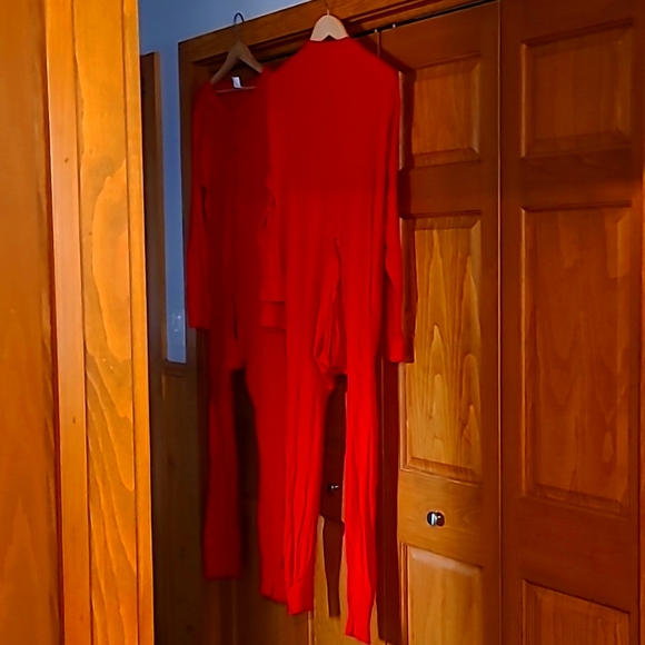 Never worn...One piece long johns. $25 each or two for $40. Size L. Made in US - Picture 4 of 4